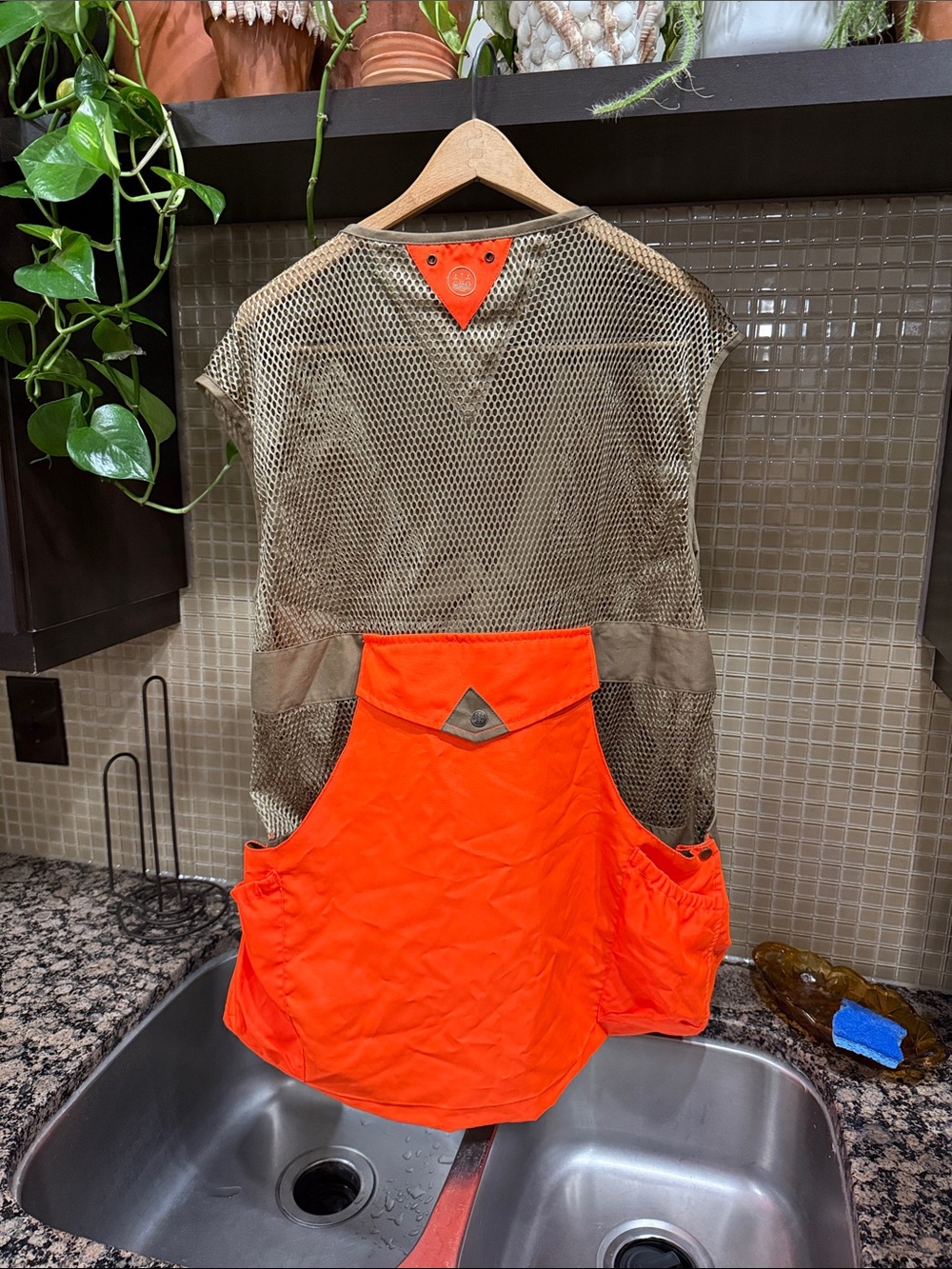NEW UPLAND MESH VEST BERETTA  Carbon Fluo.  Upland hunting vest with game pocket - Picture 2 of 8